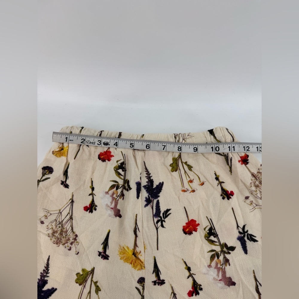 Lisa Says Gah Andie Women Linen Blend Shorts - Picture 5 of 7